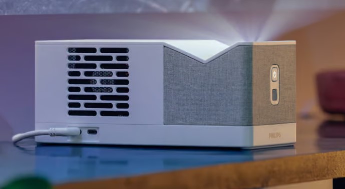 Philips aims for wall or desk with portable UST projector